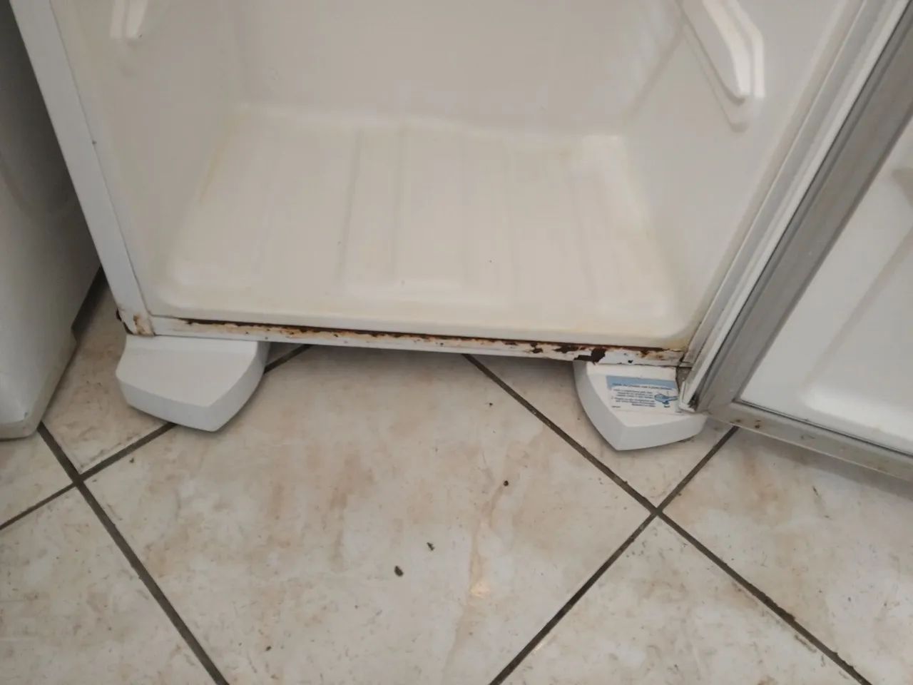 Geladeira eletrolux 260 litros  - Foto 5