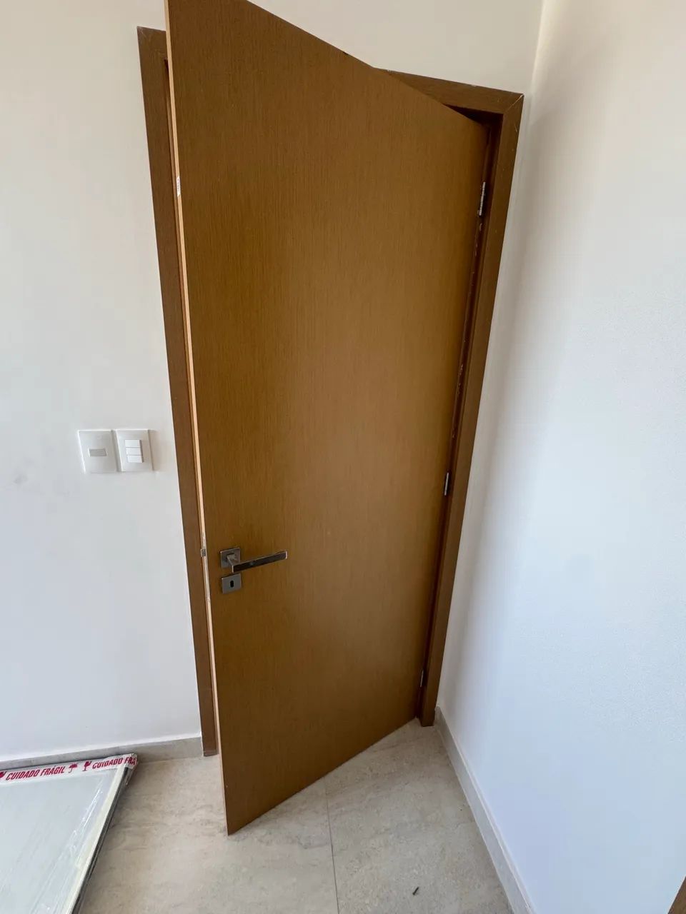VENDE-SE PORTA  - Foto 2
