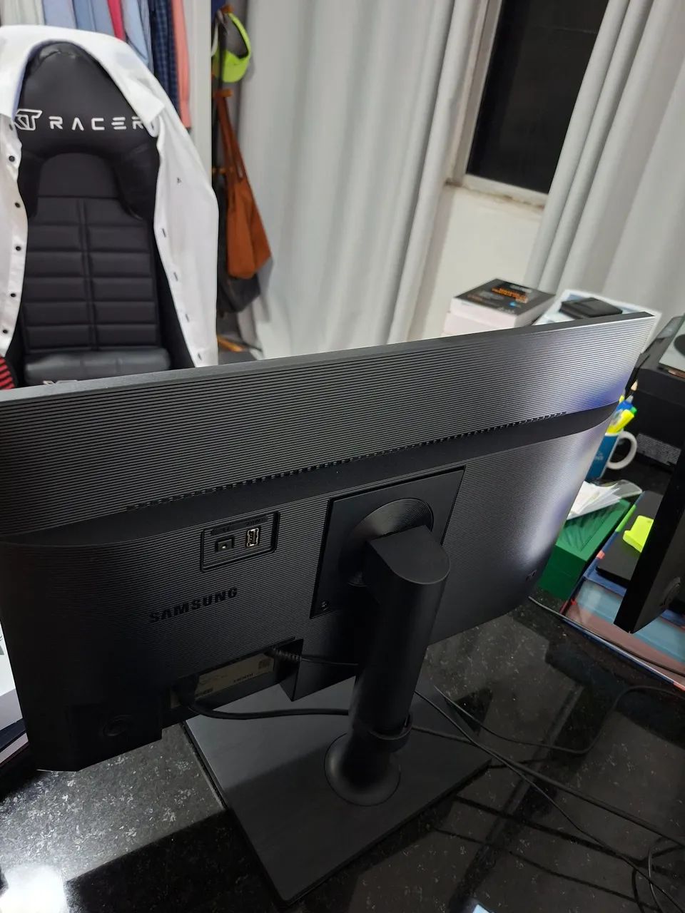 Monitor Samsung Odyssey G30 - Foto 3