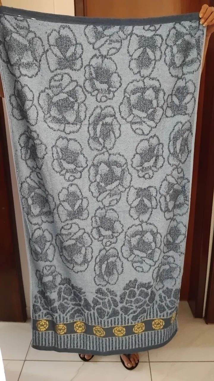 Vendo duas toalha Grande