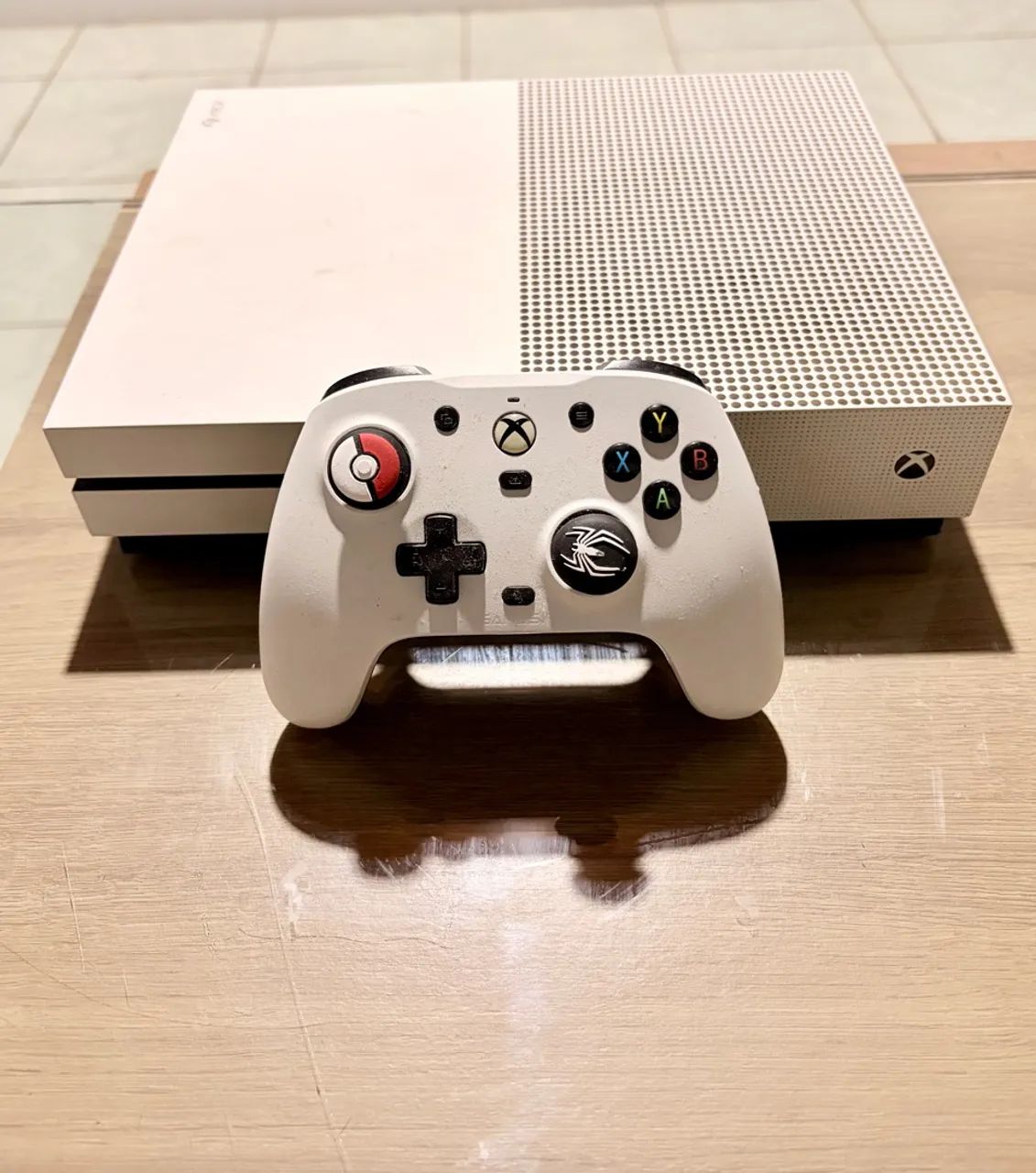 Xbox One S 500GB + Controle | Funcionando perfeitamente 