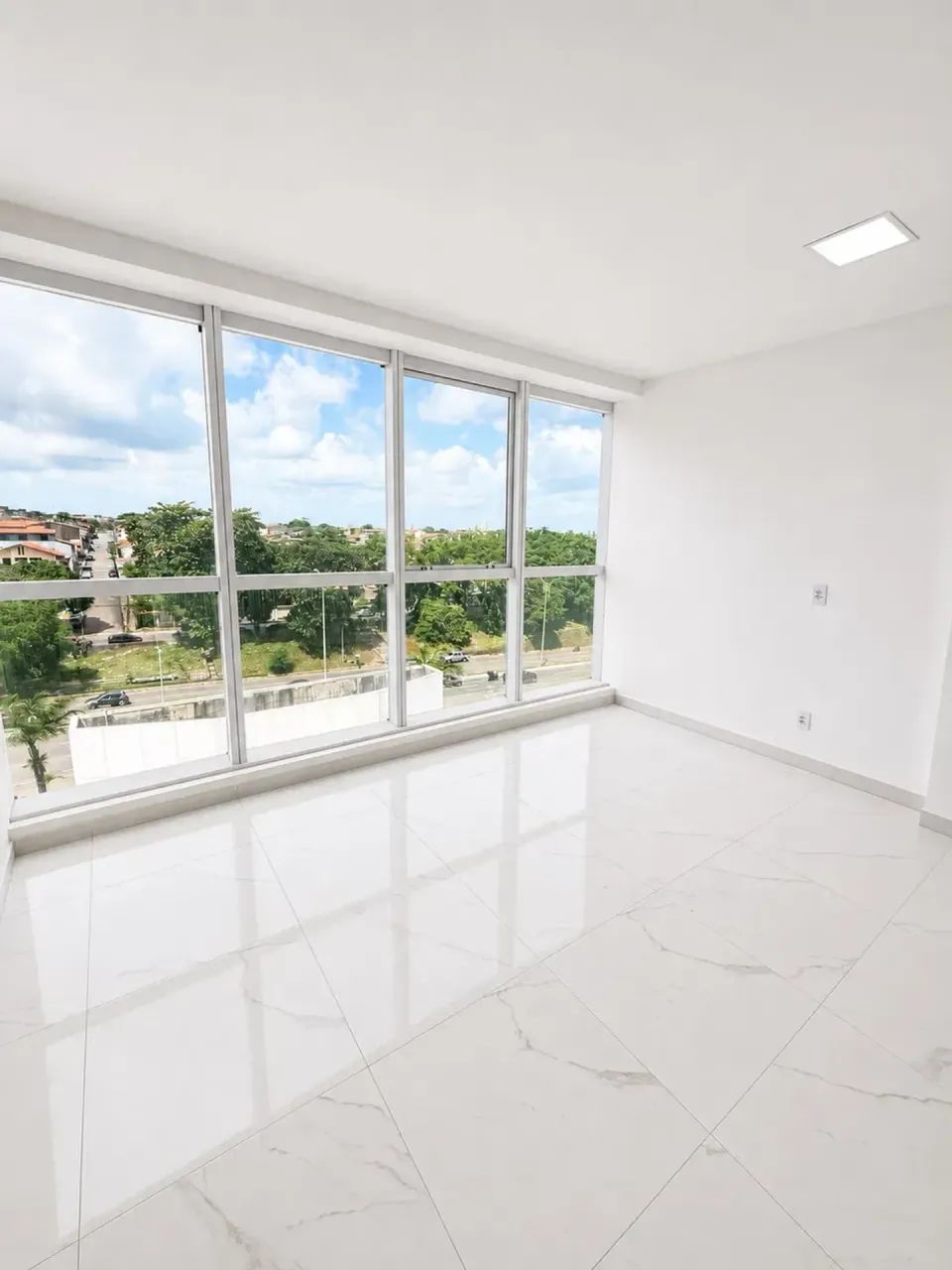 SHOPPING DA ILHA - SALA COMERCIAL