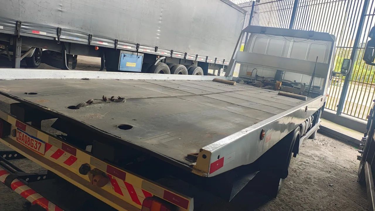 Guincho plataforma Ford cargo 816 ano 2017  - Foto 5