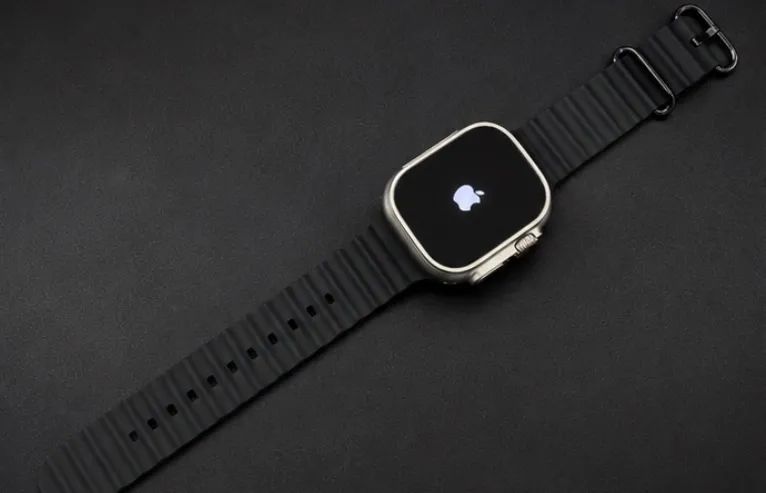 APPLE WATCH ULTRA SÉRIE 1 - MUITO CONSERVADO | PRONTO PARA USO - Foto 3