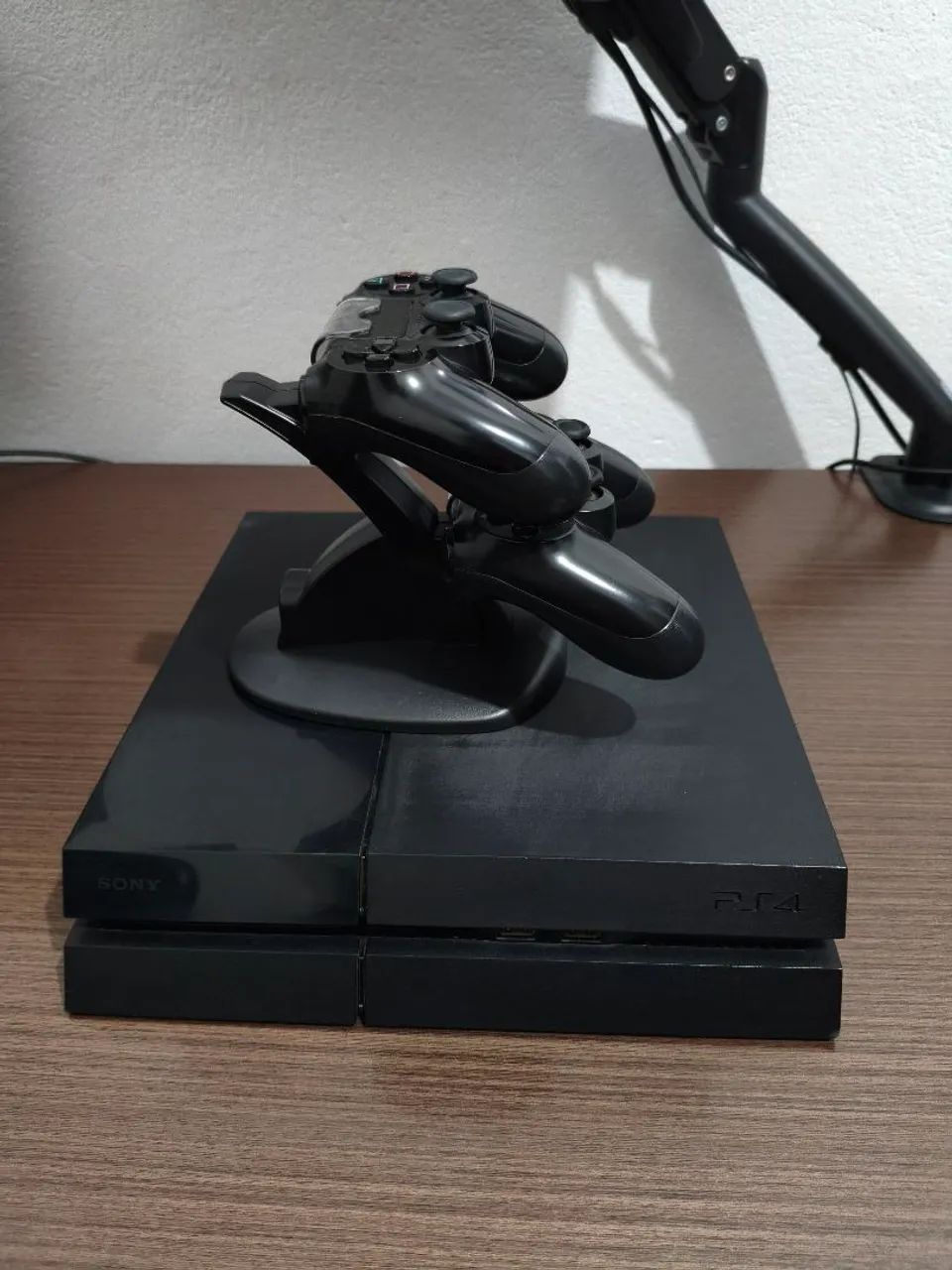 PS4 FAT 500gb + 2 Controles - Foto 3