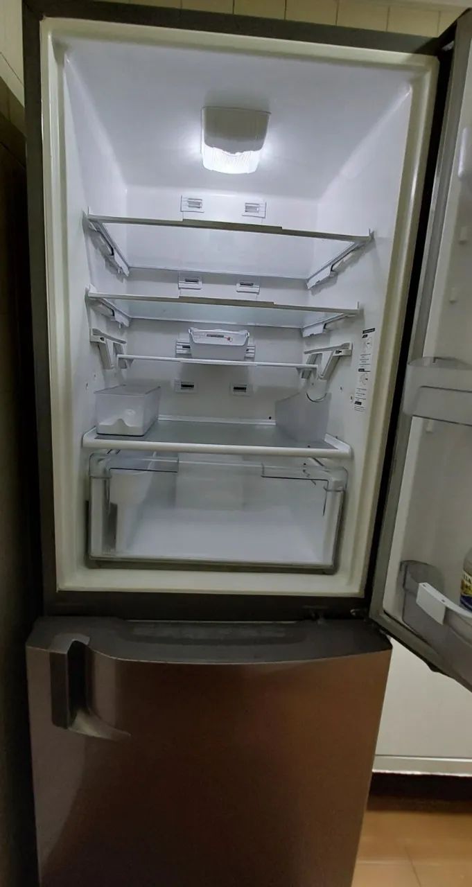 Geladeira Frost Free Brastemp Inox Inverse Ative  - Foto 6