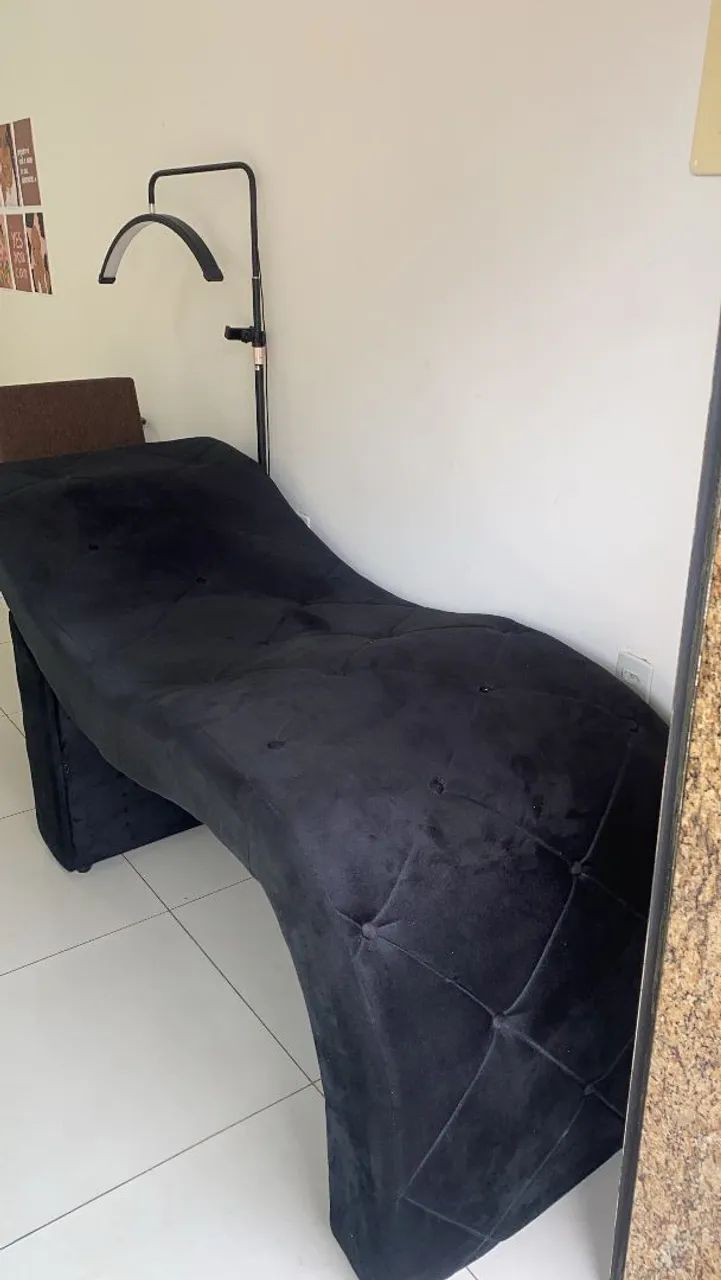 Vende-se maca de estética preta  - Foto 4