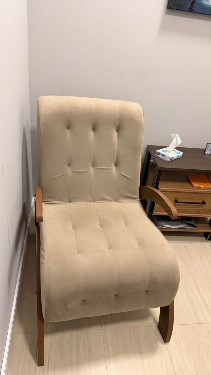 Vendo Belíssima Poltrona 