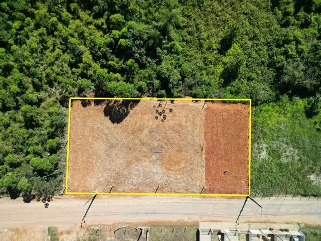 Terreno com 1.046,40m² próximo da BR 101 em Piçarras