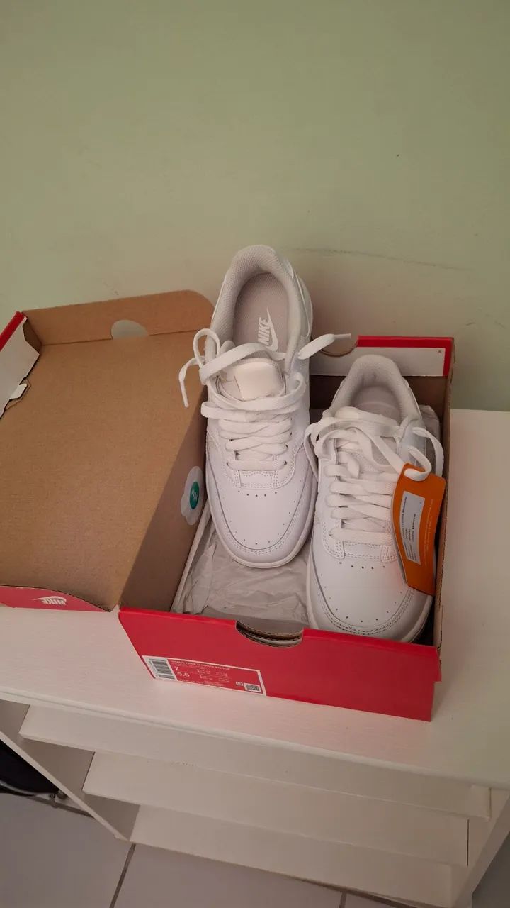Vendo Tênis Feminino Nike Gamma Force - Foto 2
