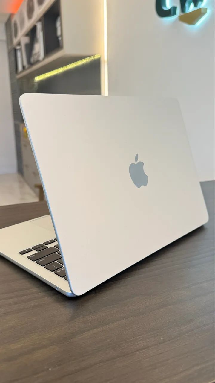MACBOOK AIR M3 256SSD 8GB 13 POLEGADAS SILVER SEMINOVO / LOJA