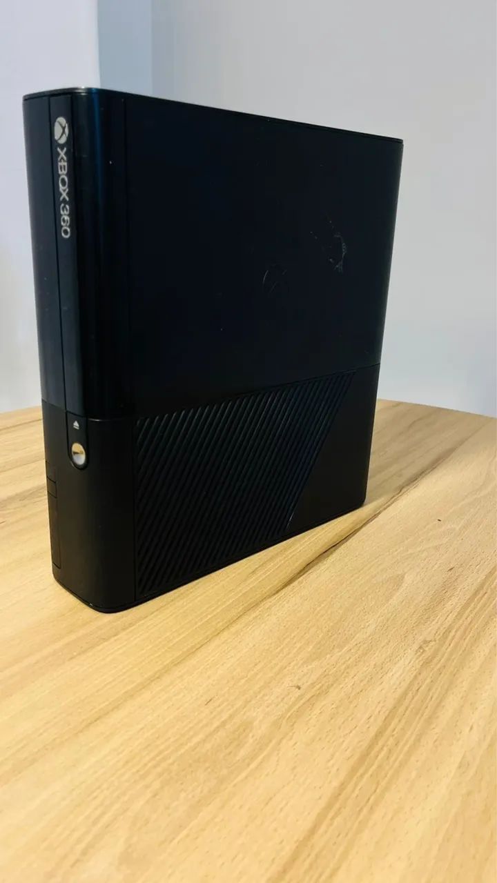 Xbox 360 + jogos e aurora - Foto 2