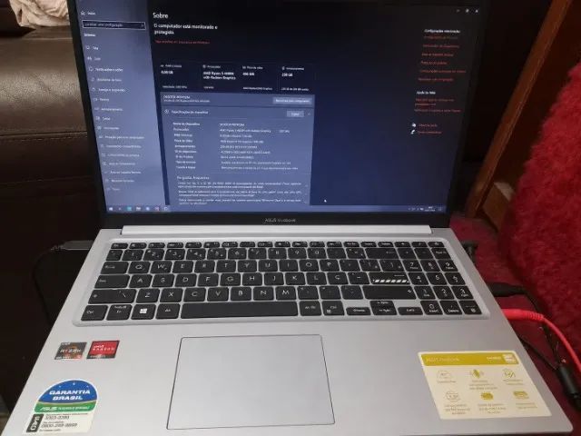 Notebook Asus Vivobook Ryzen 5 - 8GB RAM - SSD 238GB