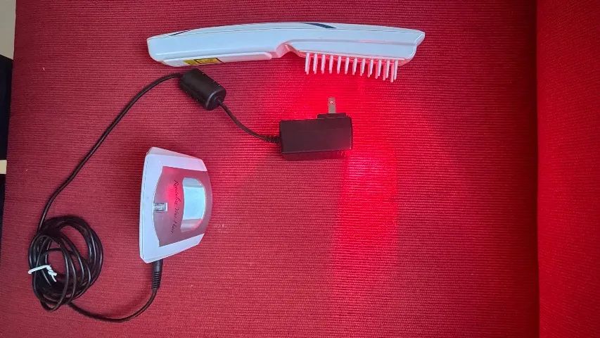 Hairmax Lasercomb professional 12 laser cabelo excelente estado - Foto 3