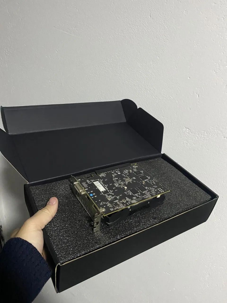 RX 550 4GB - Placa de vídeo para pc - Foto 2