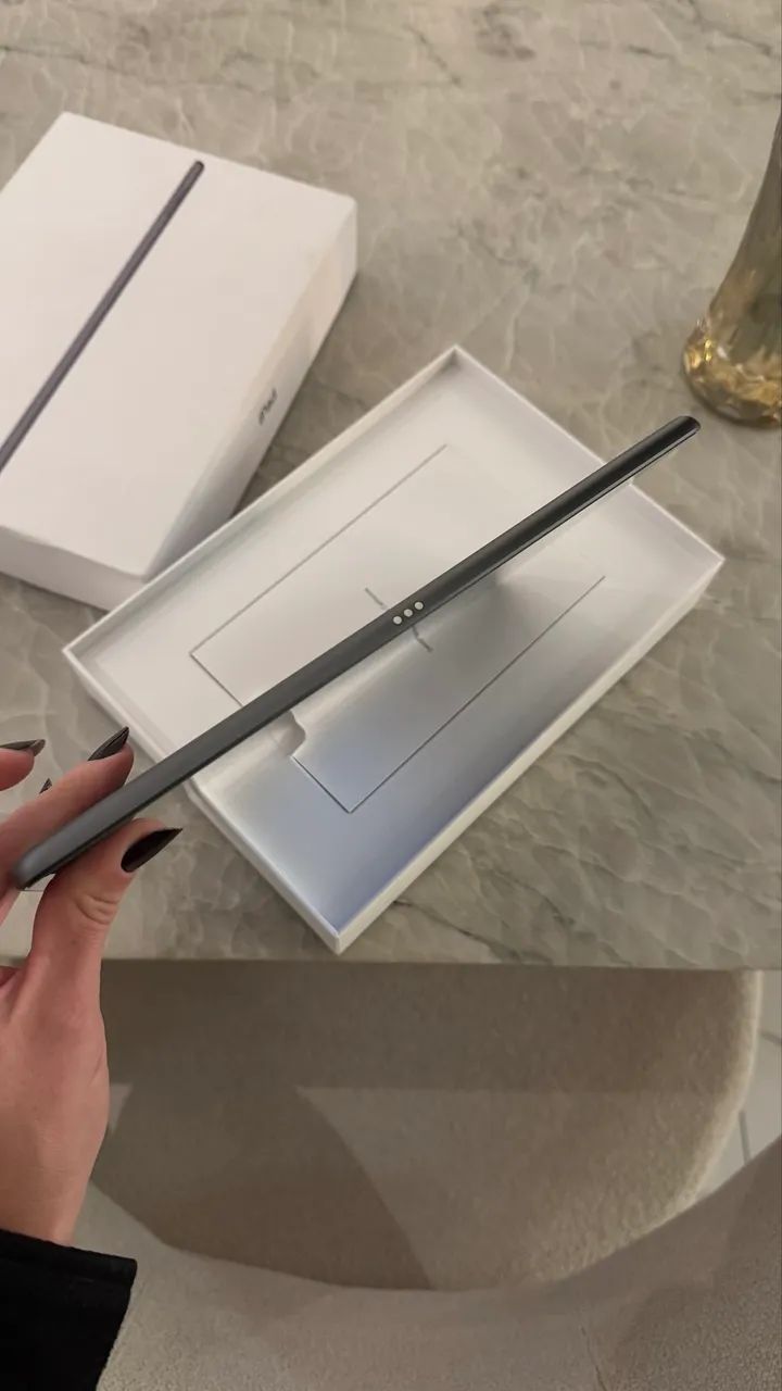 iPad 8th Generation Wi-Fi 32GB シルバー iPad 8 32gb Wi-Fi - Tablets e E-Readers - Auxiliadora, Porto