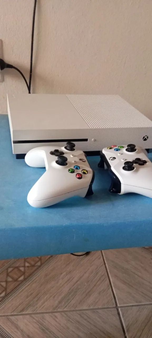 Xbox One S