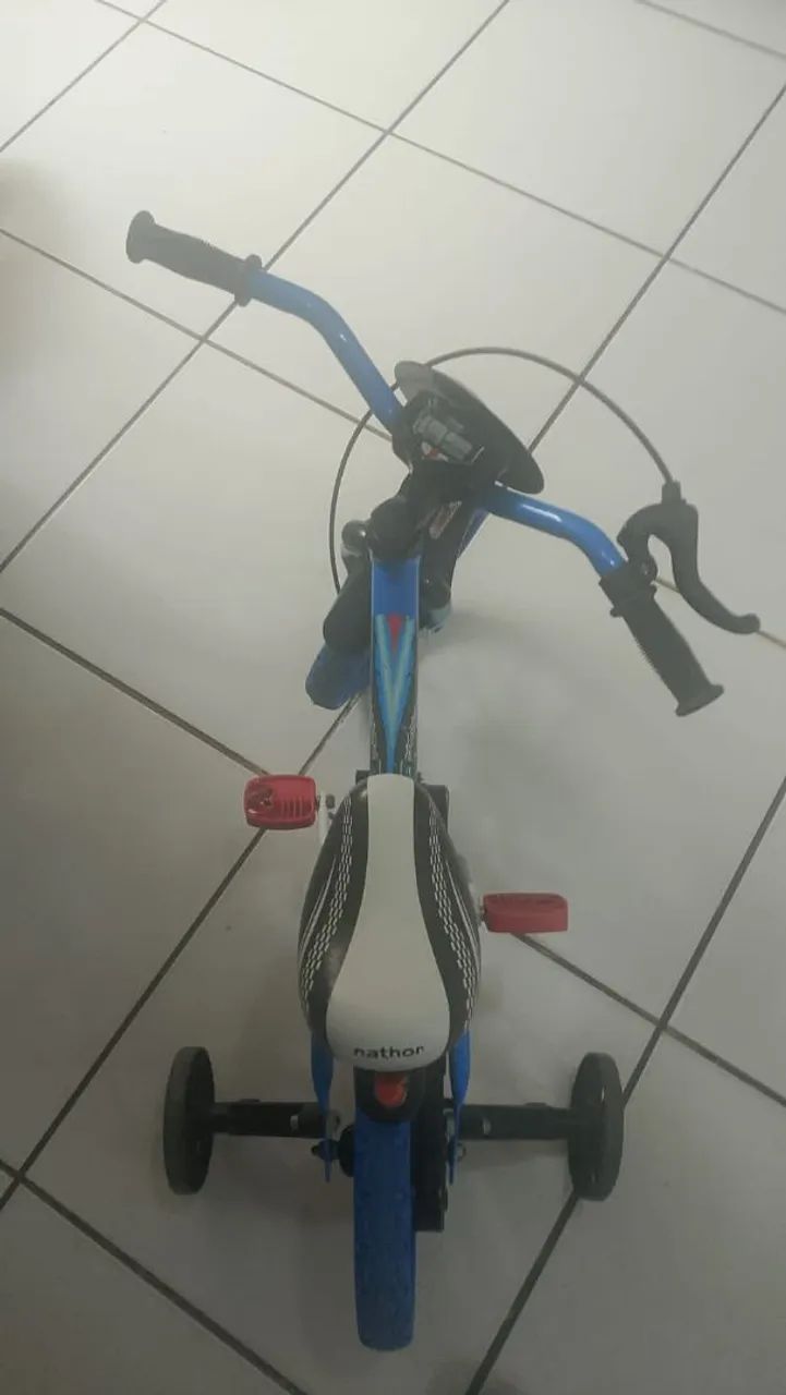 Bicicleta infantil aro 12 - Foto 3