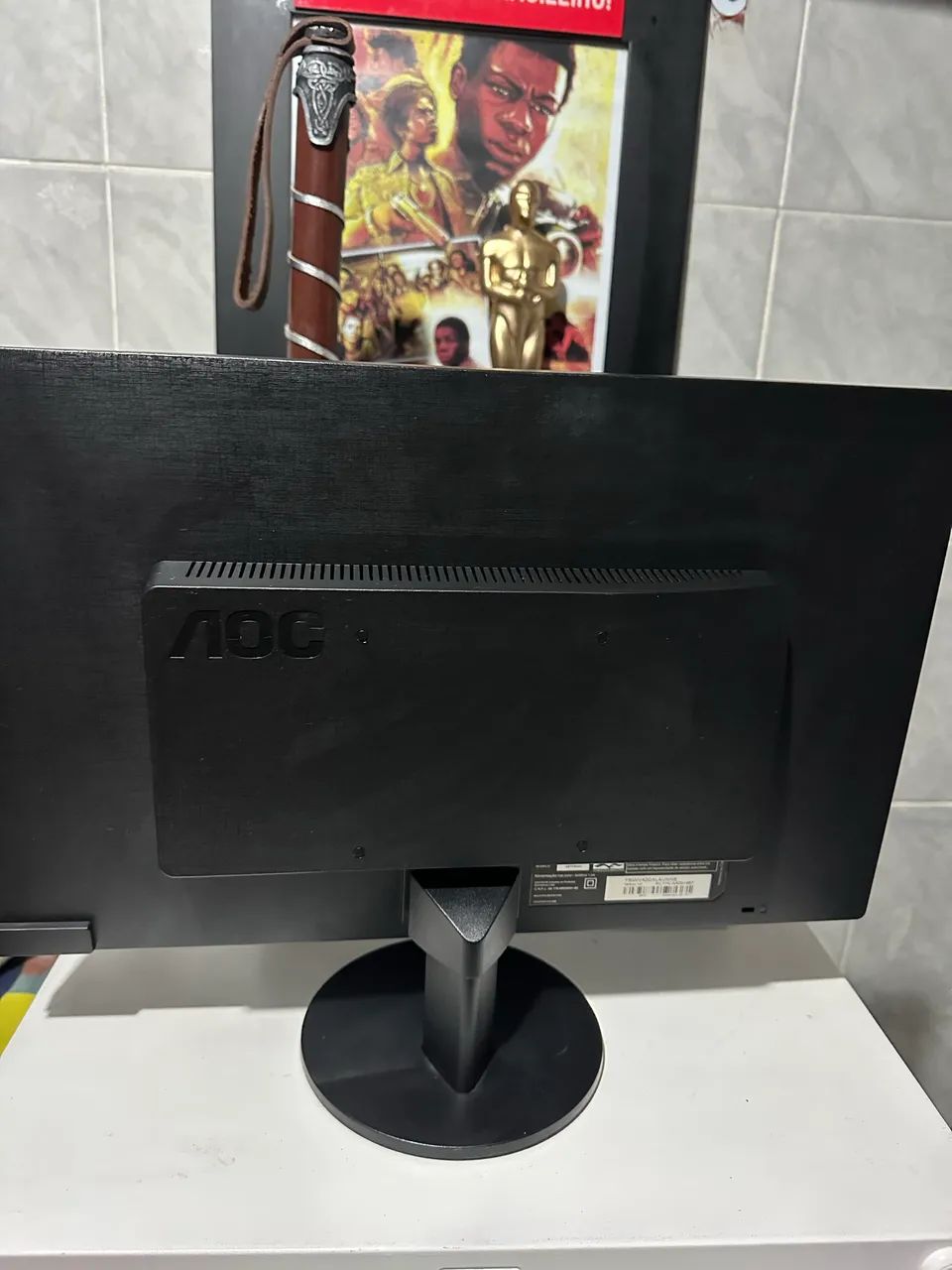 Monitor AOC Led 18.5 E970SWNL funcionando  - Foto 4