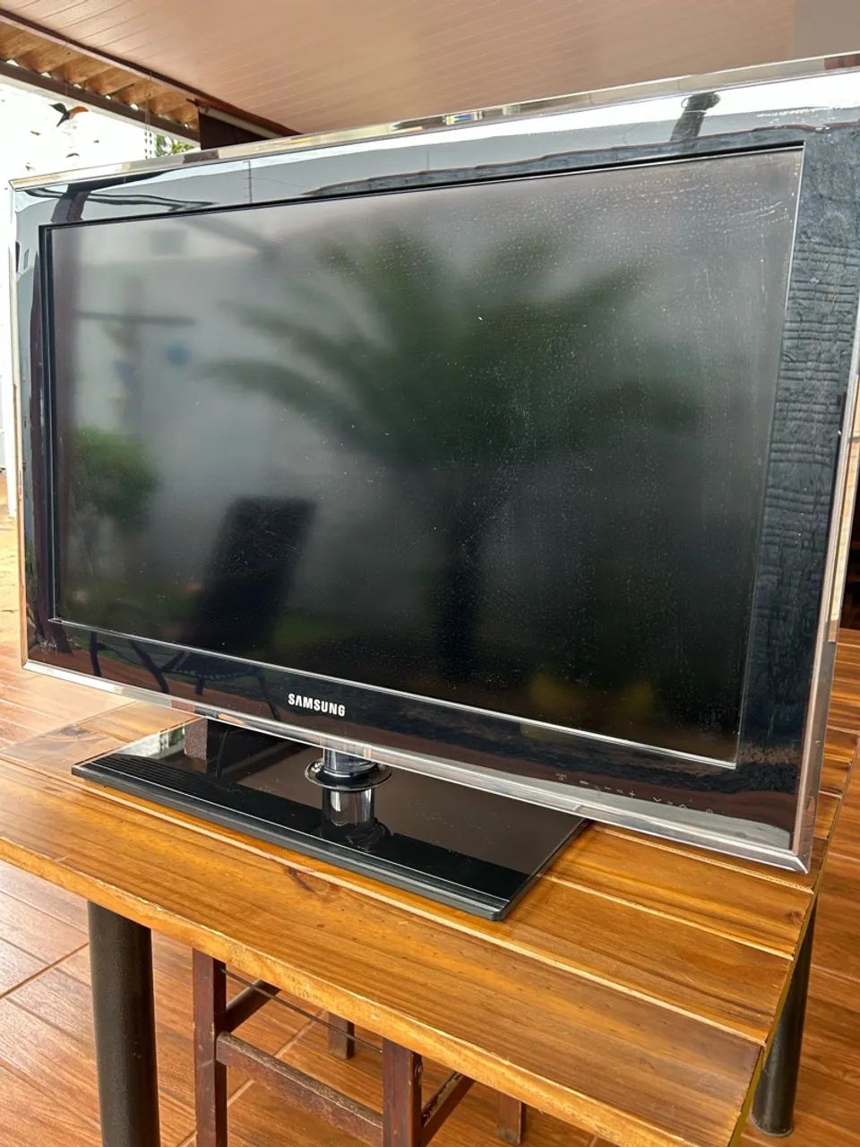 TV Samsung 32 polegadas Full HD - Com defeito