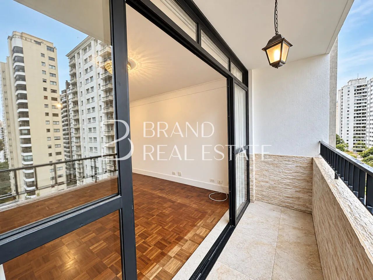 Apartamento de 100 m² com 3 Dormitórios e 2 Vagas em Moema | Venda e Locação - Foto 3