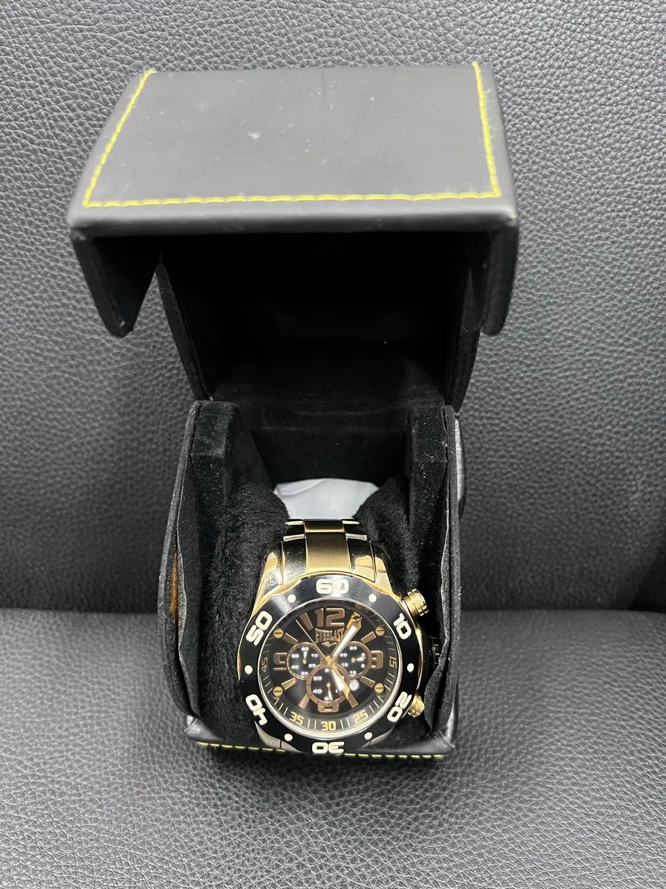Relógio de pulso dourado Everlast - Foto 2