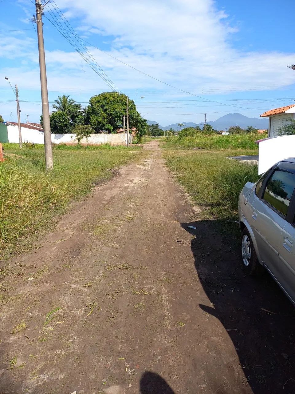 Vende-se terreno escriturado.