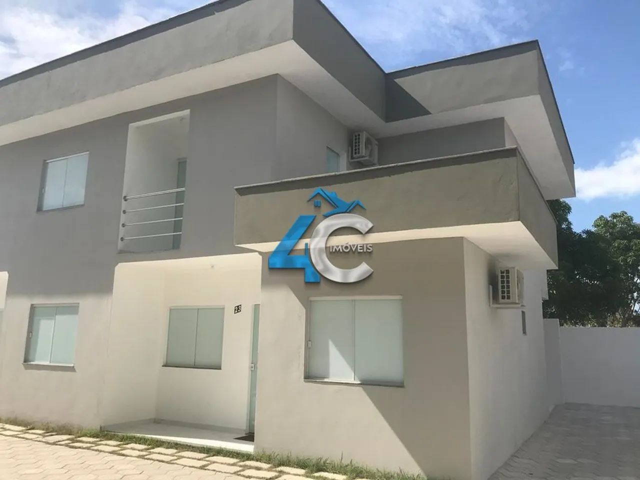 Duplex com Duas Suites Proximo a Praia de Coroa Vermelha