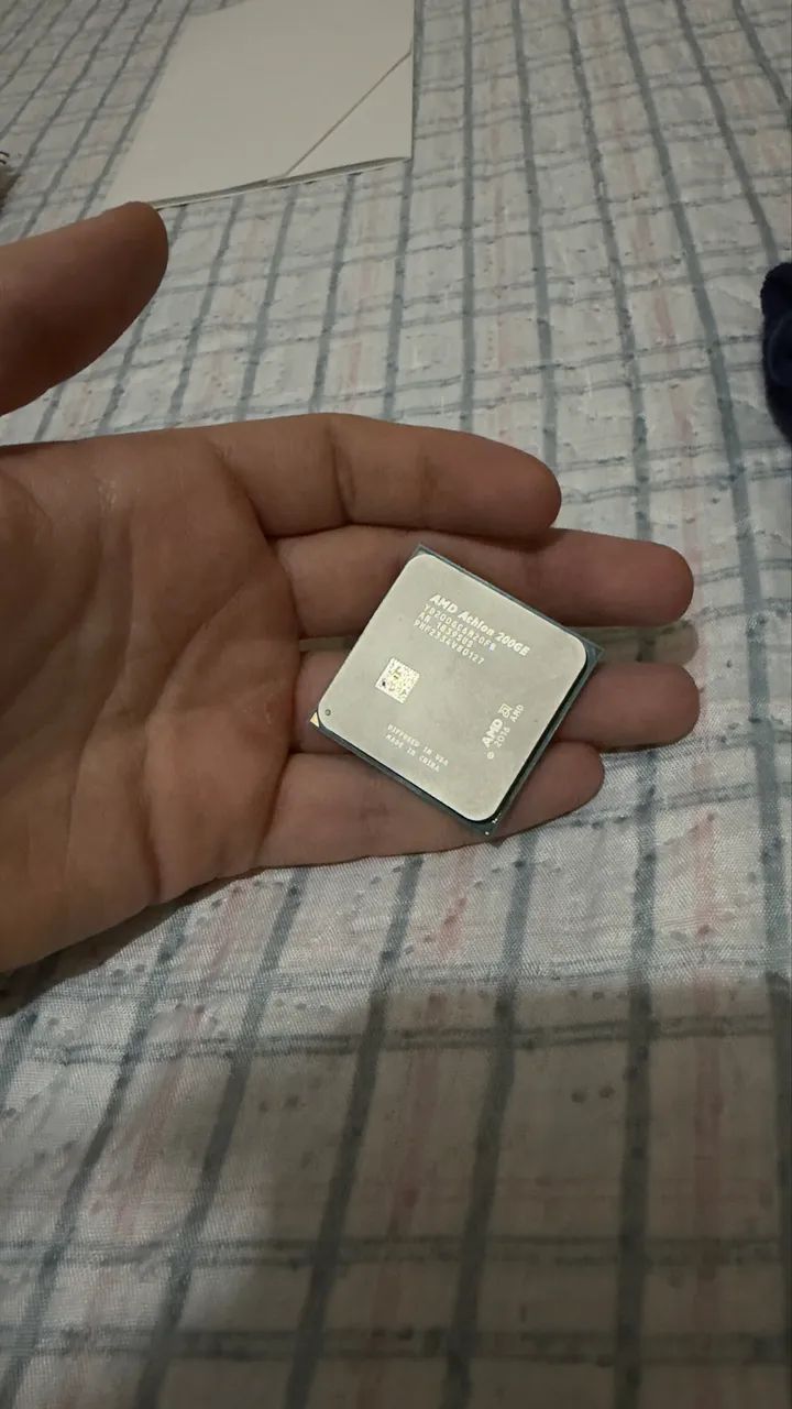 Processador AMD Athlon 200GE + Cooler Original AM4 - Foto 2