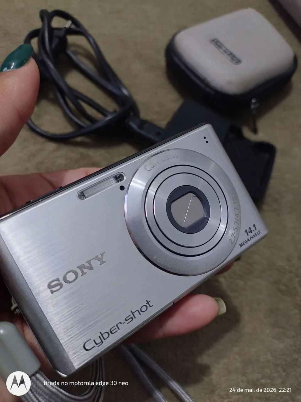 Câmera Sony cyber-shot w530 funcionando perfeitamente - Câmeras e