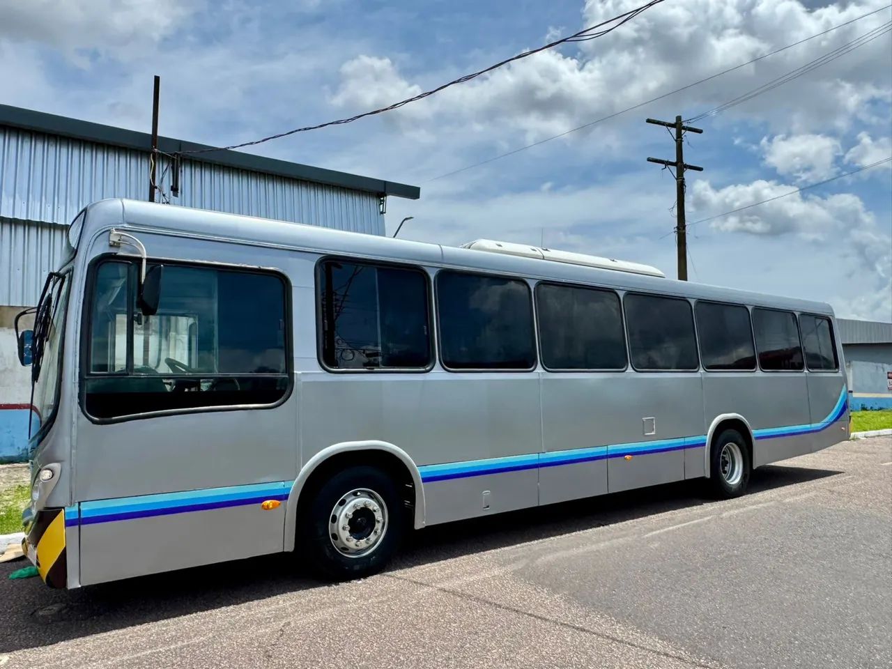 Torino 2009 Ônibus em excelente estado!