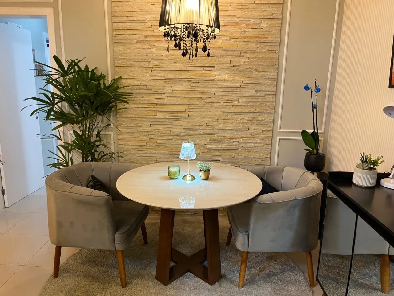 Apartamento com 03 dormitórios com Suíte no bairro Campinas - São José - Foto 3