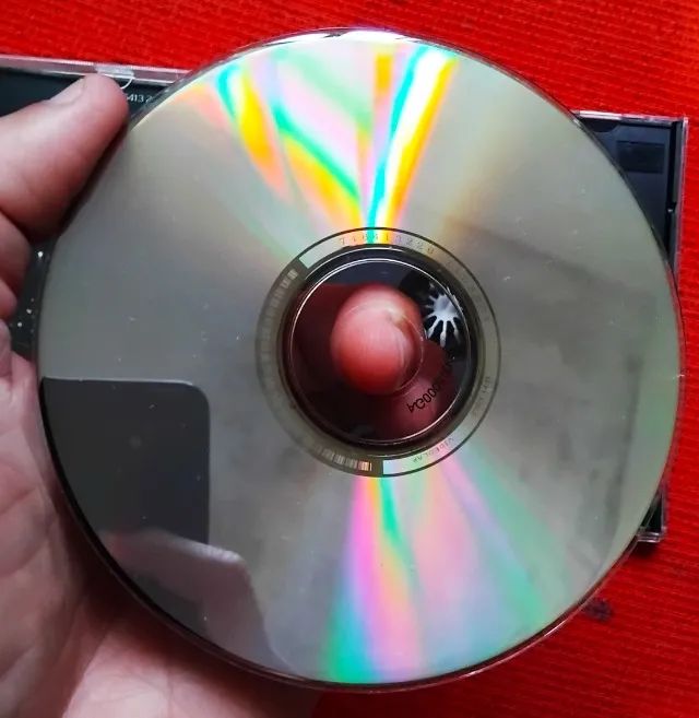 CD Queen Live Magic Original (midia semi nova) - Foto 4