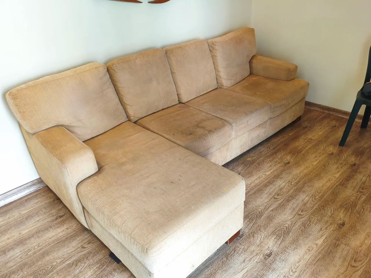 Sofá 4 lugares com chaise - Foto 2