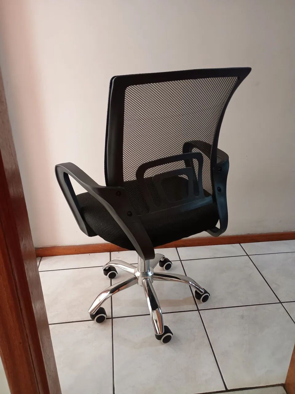 Cadeira escritório  - Foto 4