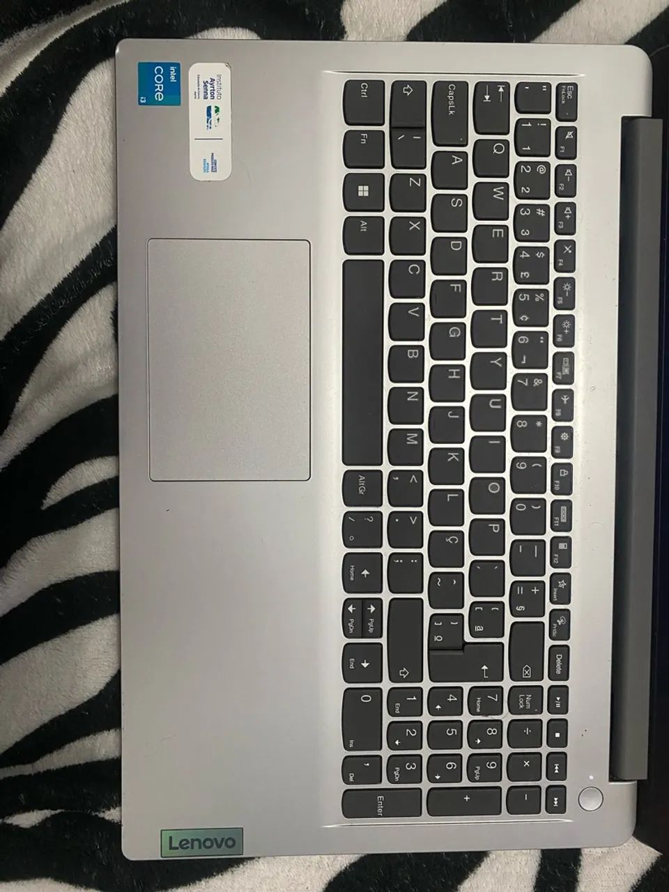 Notebook Lenovo Ideapad 1  - Foto 4