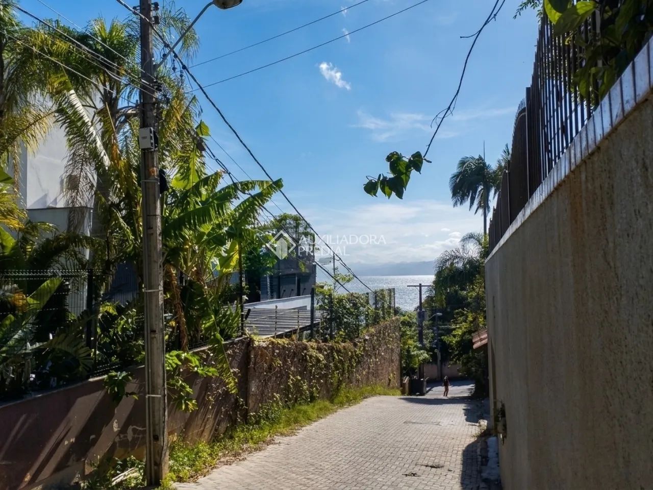 Casa com 4 Quartos, Suíte com Hidromassagem e a 200m do Mar - Foto 5