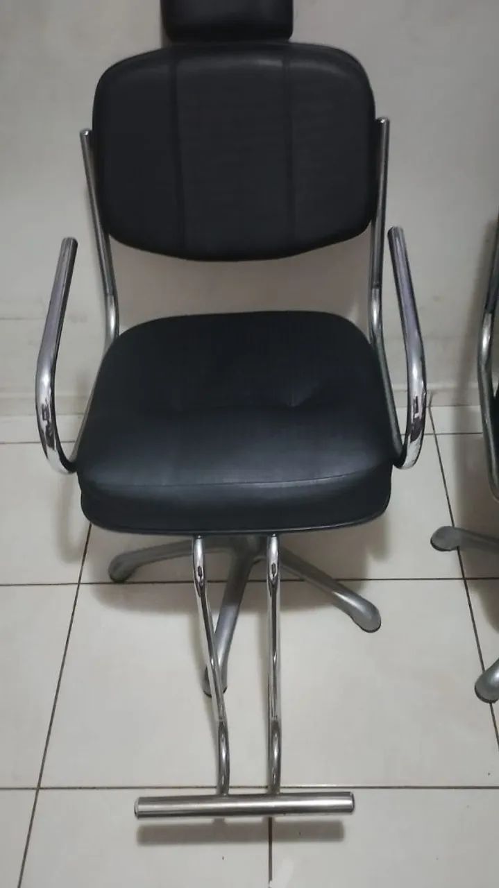 Cadeiras de barbearia  - Foto 2