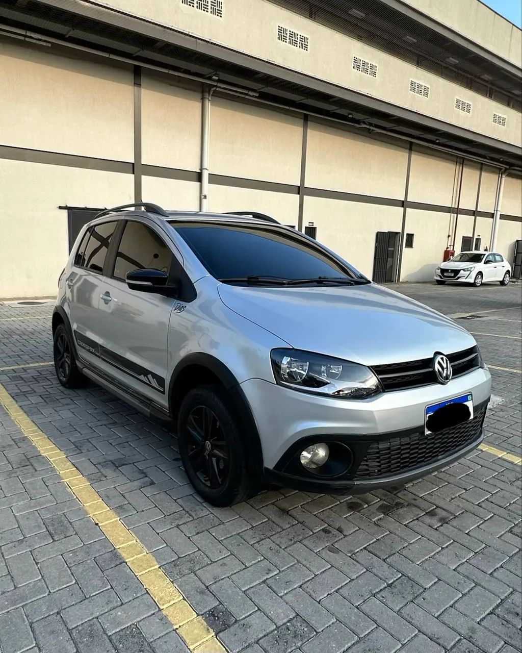 Volkswagen Crossfox 1.6 8V FLEX 2012