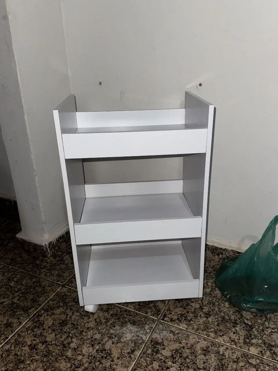 Carrinho auxiliar cabeleireiro  - Foto 2
