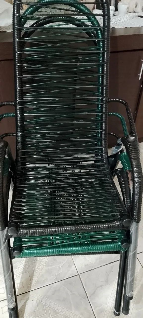 Cadeiras novas super reforçada valor 150 reais cada 