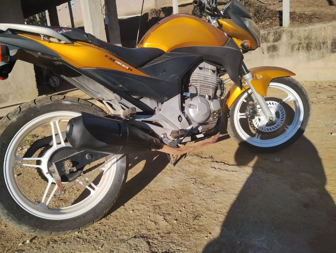 Cb300r 2010