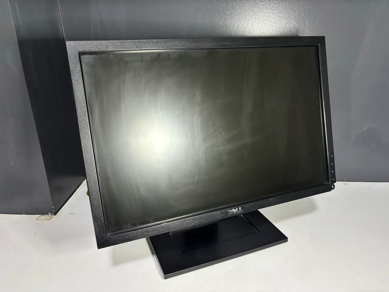 Monitor Dell LCD LED - Funcionando Perfeitamente