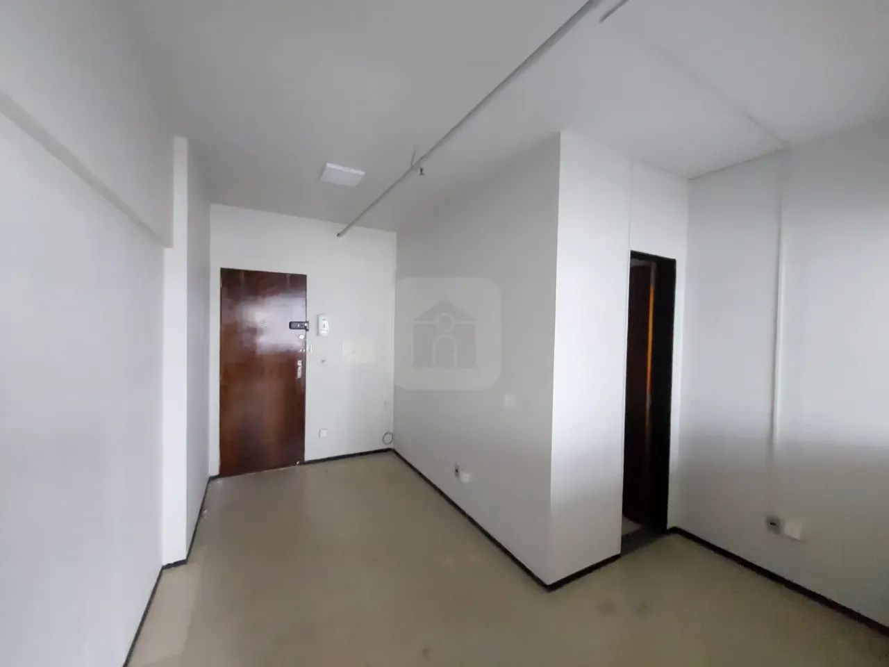 Sala comercial para locação e venda no bairro Centro - Foto 4
