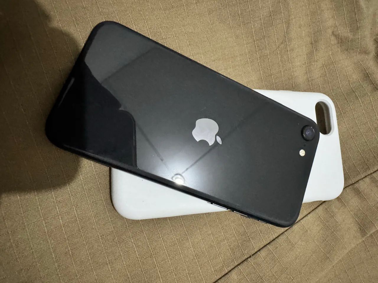 iPhone SE 3 geração  - Foto 2