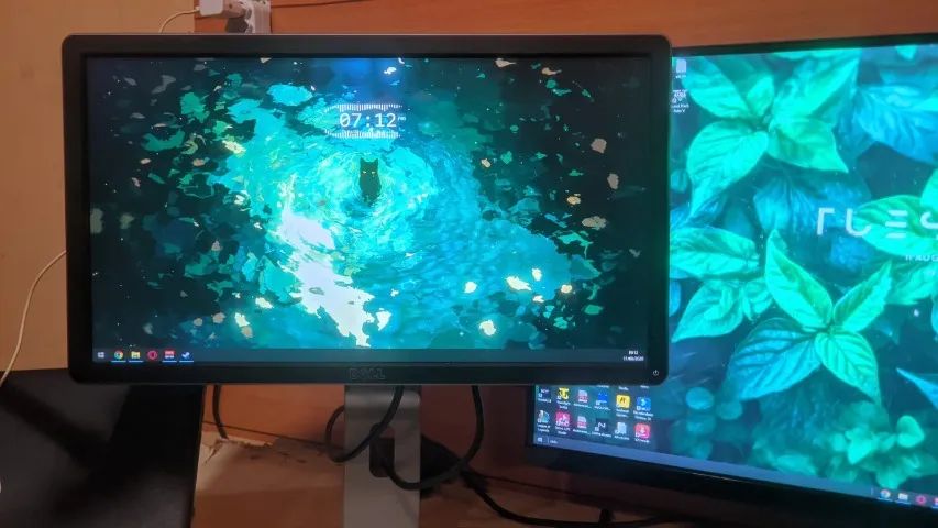 Monitor Dell 20 Polegadas IPS Ajuste de Altura, Inclinação e Rotação. - Foto 4