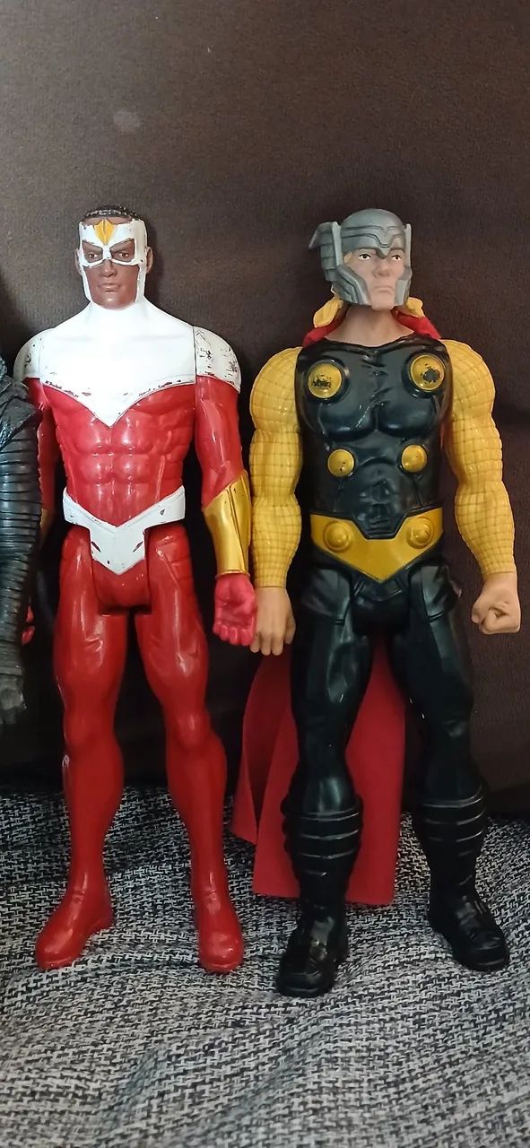 Bonecos de Ação Super-Heróis - Foto 3