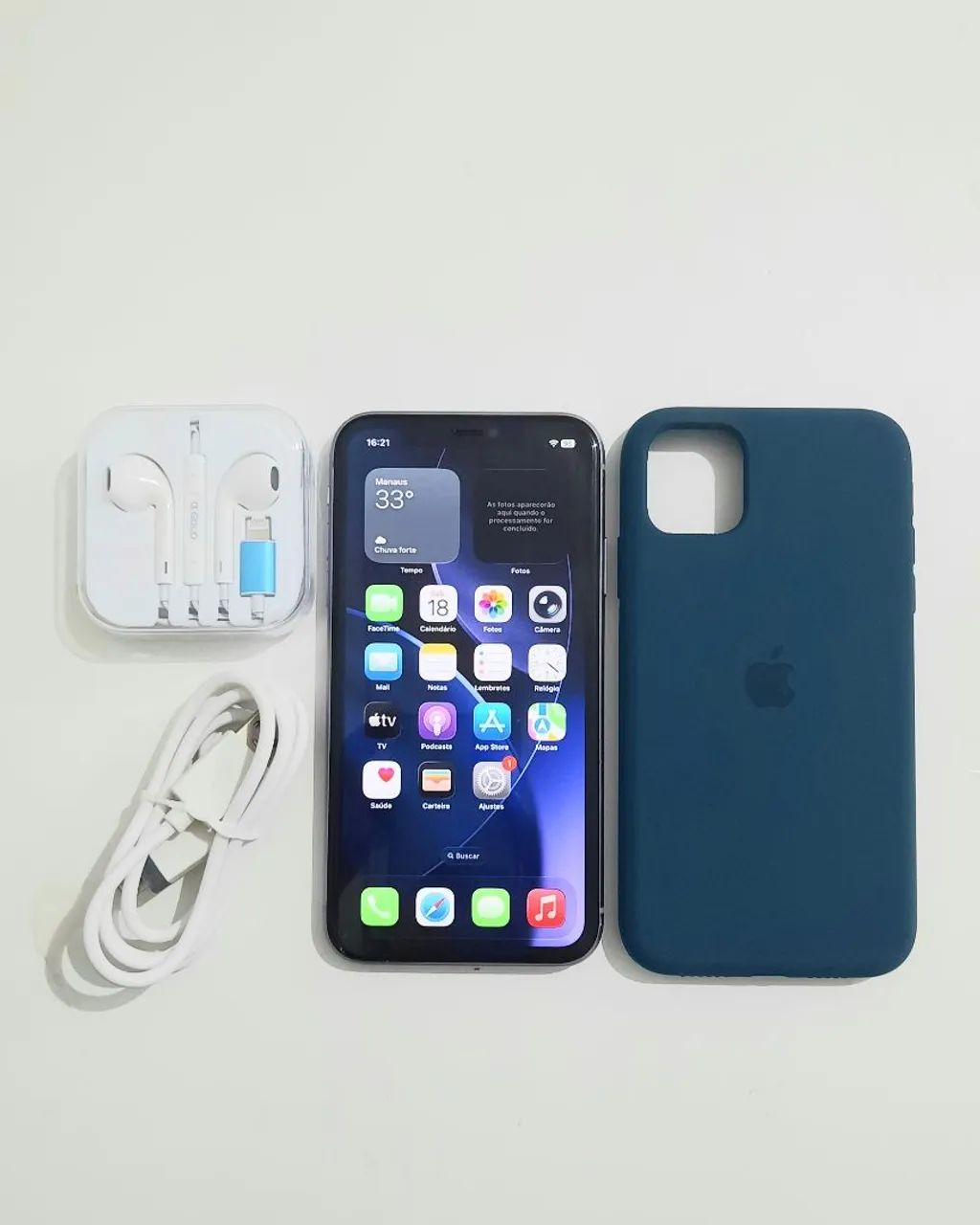 iPhone 11, 64GB, Face ID, Semi novo, C/ Nota Fiscal - Celulares e