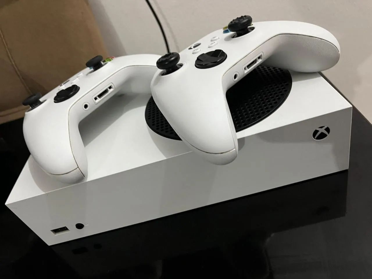 xbox series S c/2 controles - Foto 4