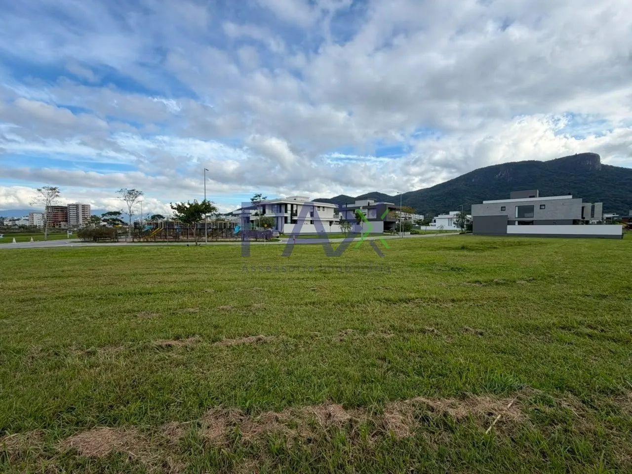 Lote de 423m² à venda no Reserva da Pedra - Foto 3